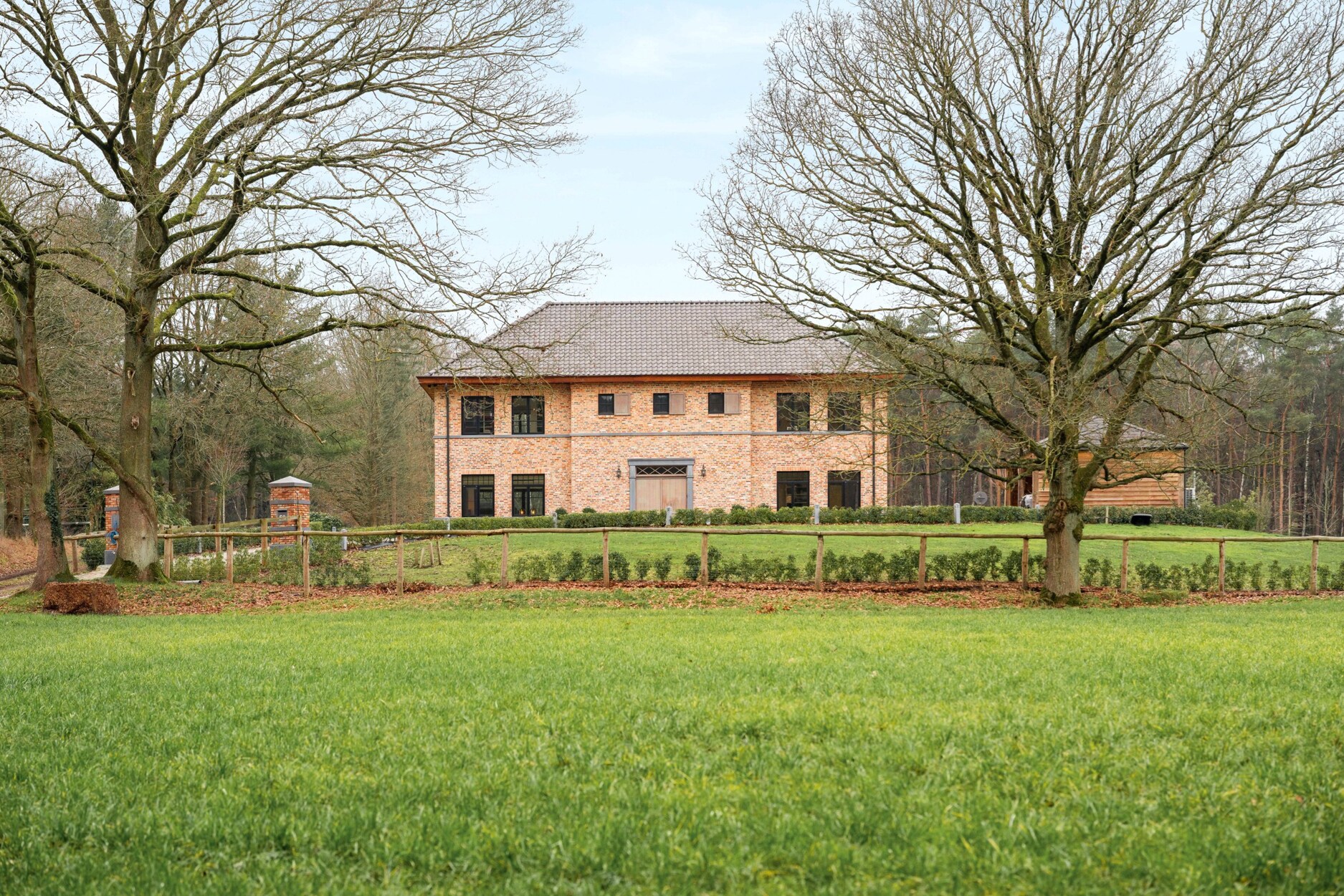 Exclusieve luxe villa te koop in Tessenderlo – Wonen in absolute klasse op 3,45 hectare