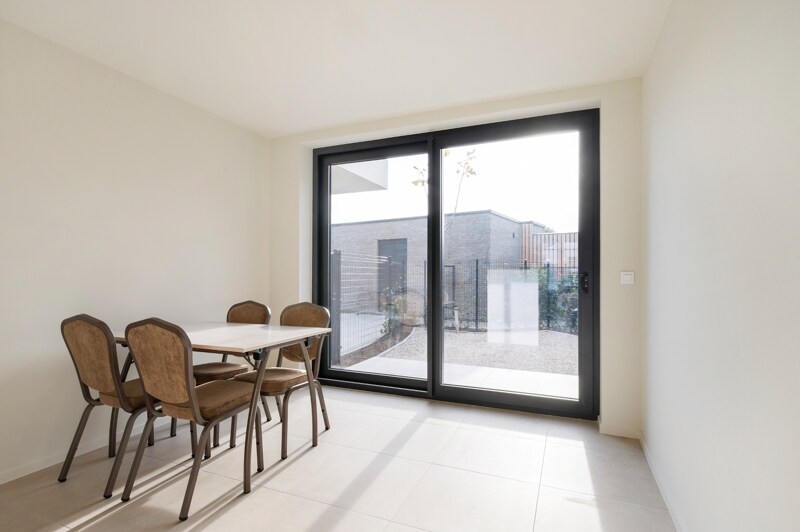 Benedenwoning te Oosteeklo