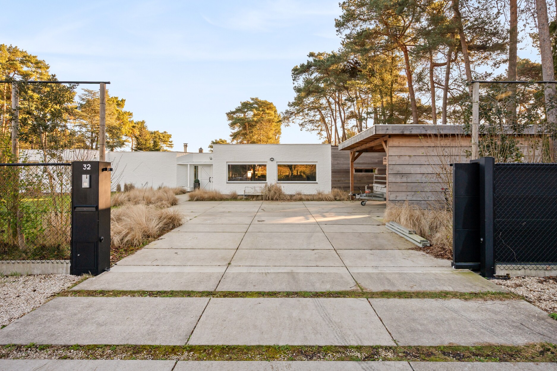 Gelijkvloerse villa met 3 slaapkamers op 2.471 m² te Pelt