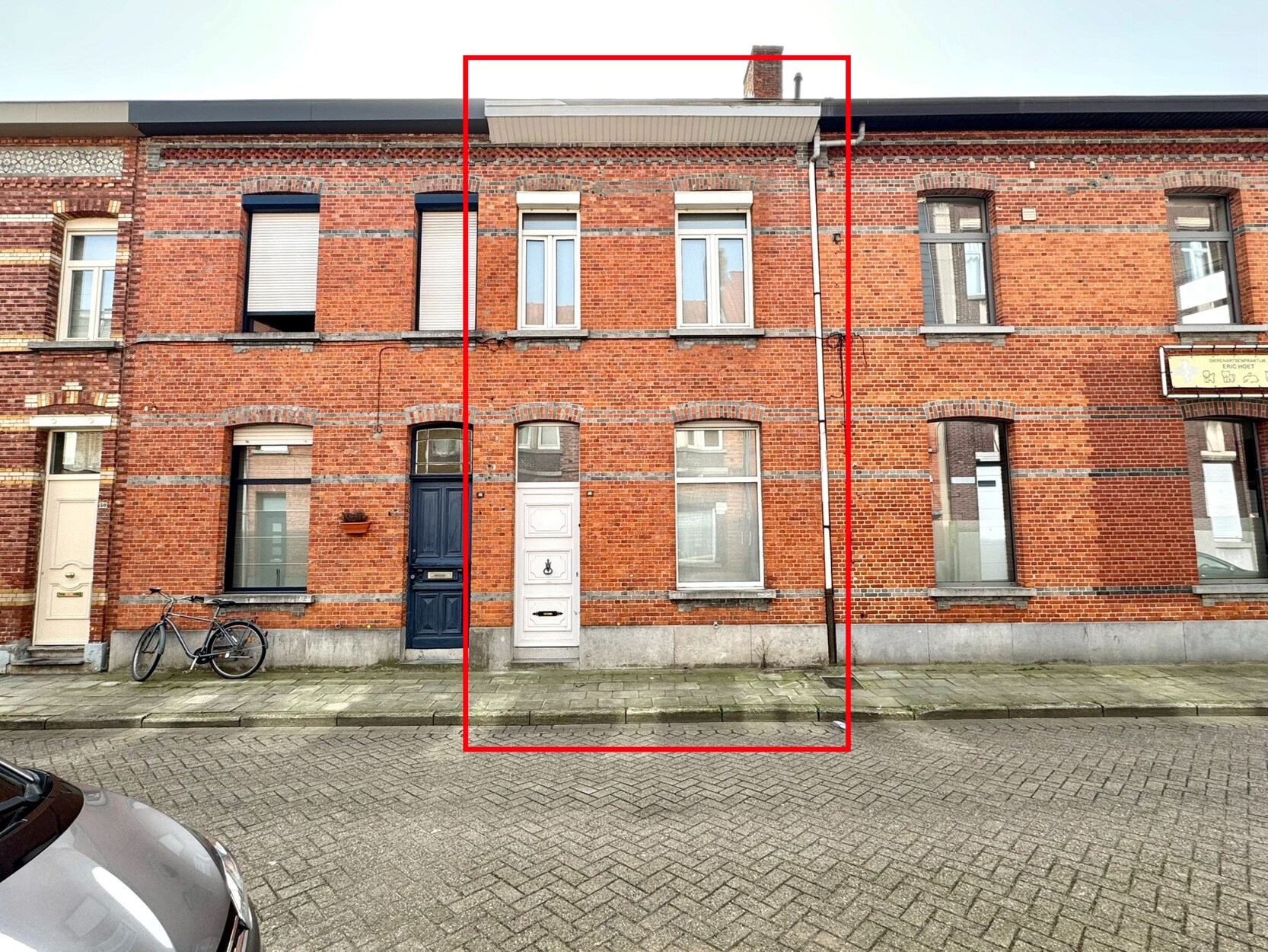 Charmante rijwoning met authentieke herenhuiselementen nabij het centrum van Turnhout