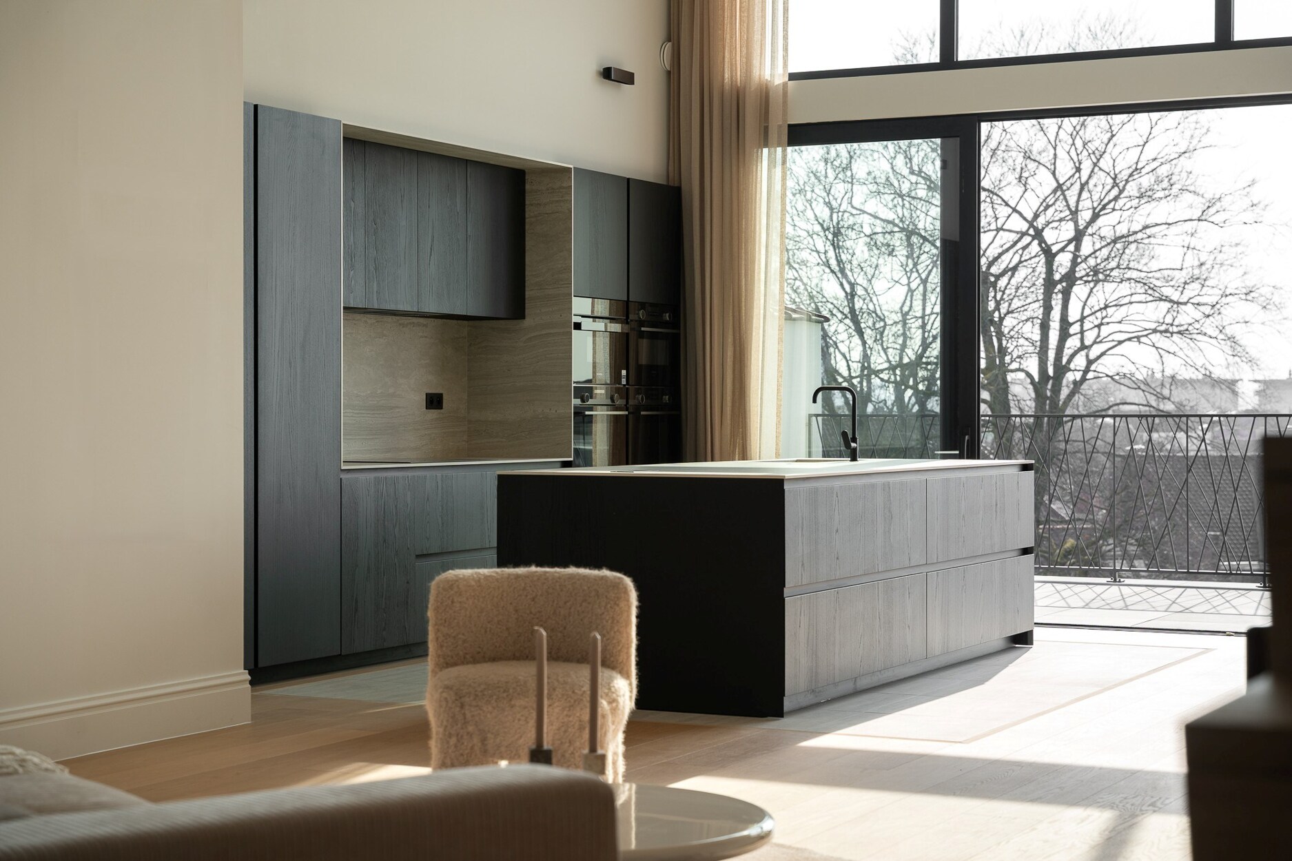 Montgomery - Gerenoveerde duplex penthouse met terras