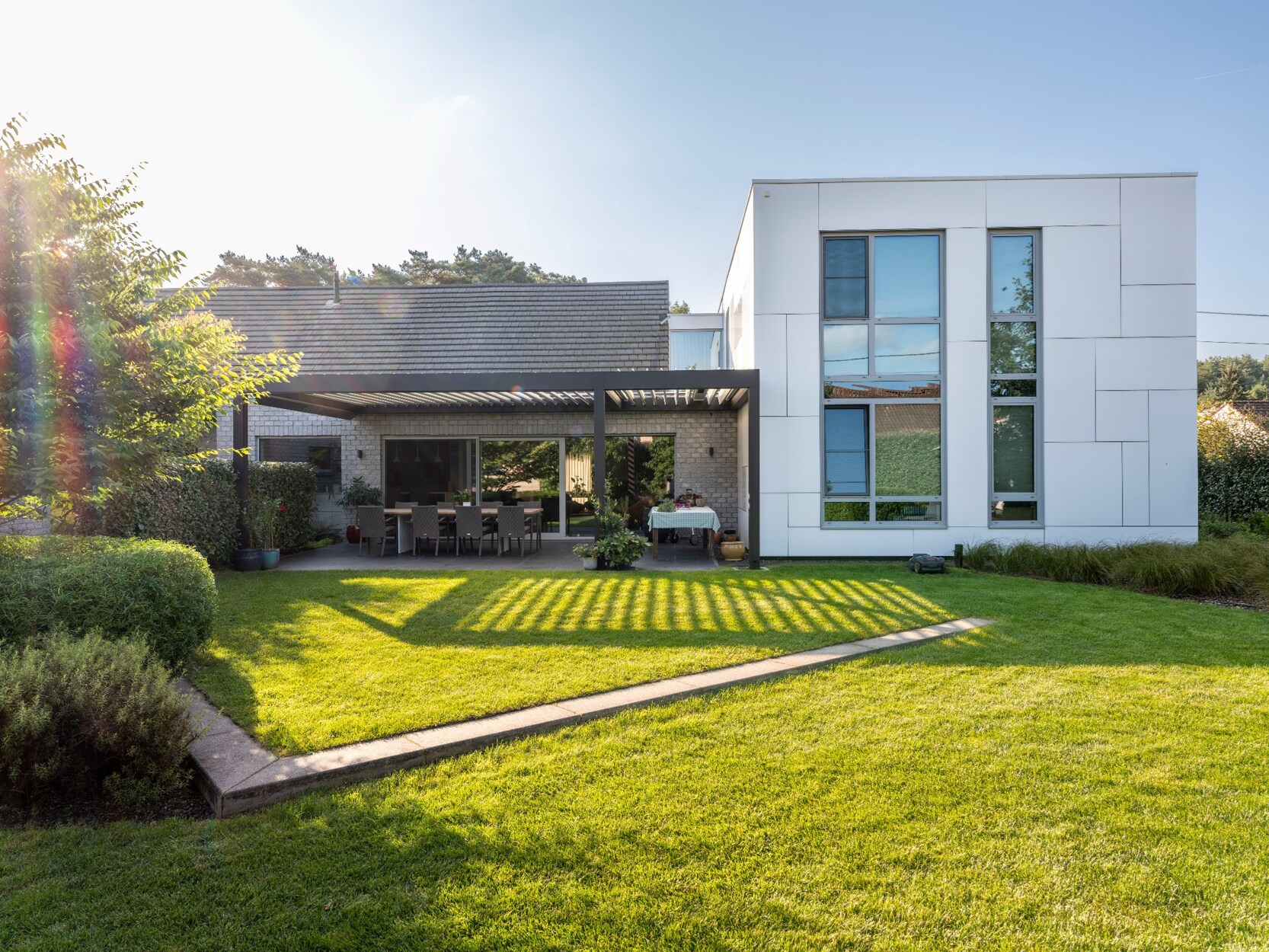 Moderne woning op perceel van 1.164 m² met polyvalente mogelijkheden