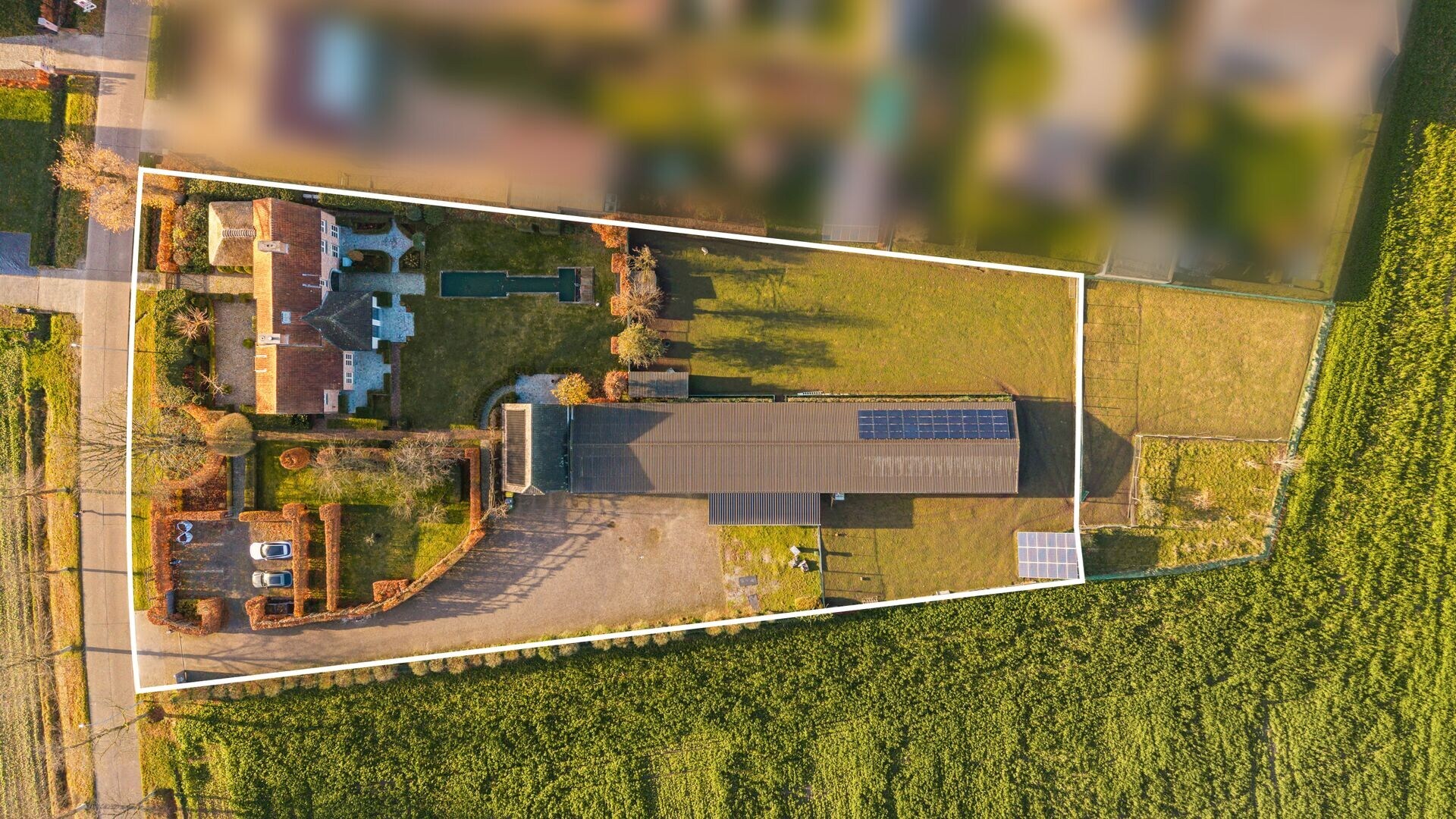 Tijdloze villa met bijgebouw op 4.615 m² te Oud-Turnhout
