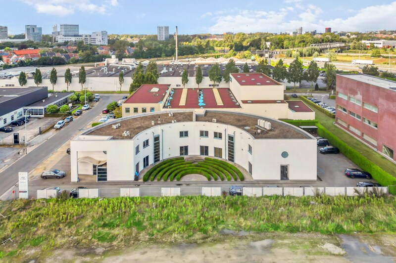 Commercieel kantoor te Zwijnaarde