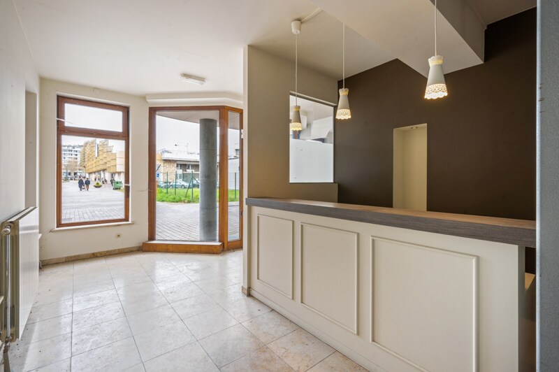 Commerciële winkel te Genk