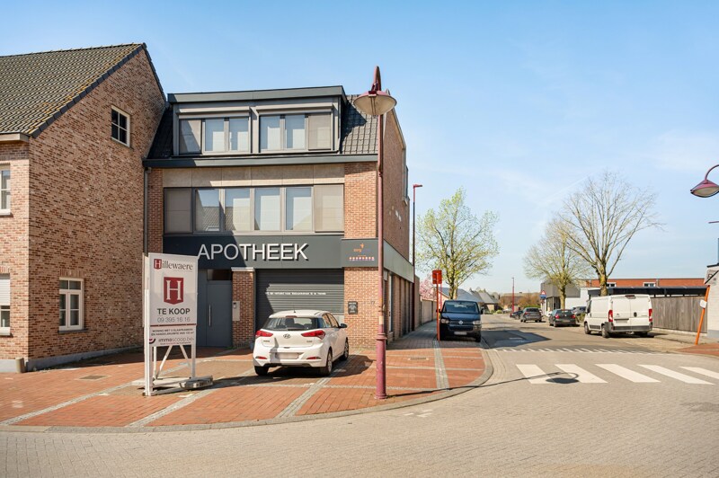 Commerciële winkel te Nevele