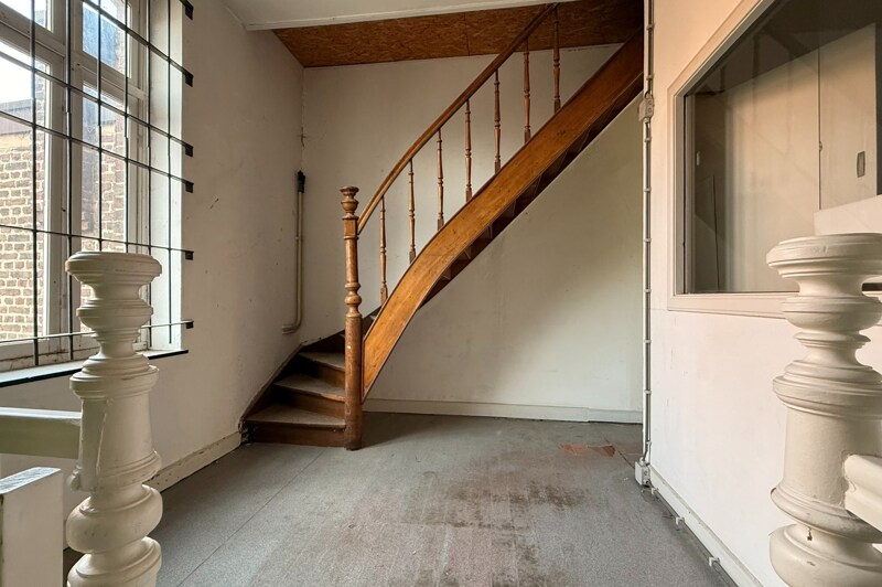 Commerciële winkel te Maaseik