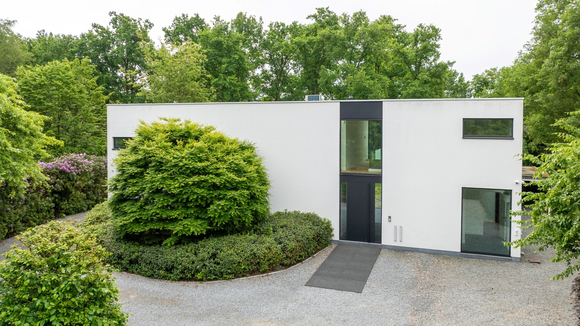 Prachtig gerenoveerde villa met zwembad