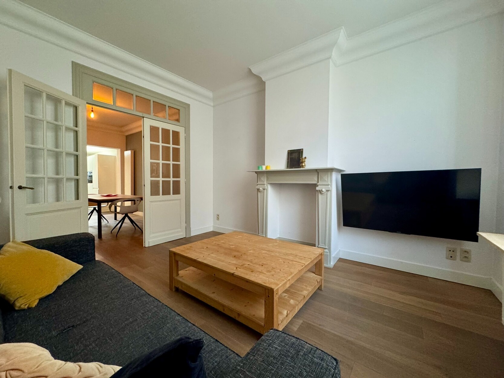 Charmante rijwoning met authentieke herenhuiselementen nabij het centrum van Turnhout