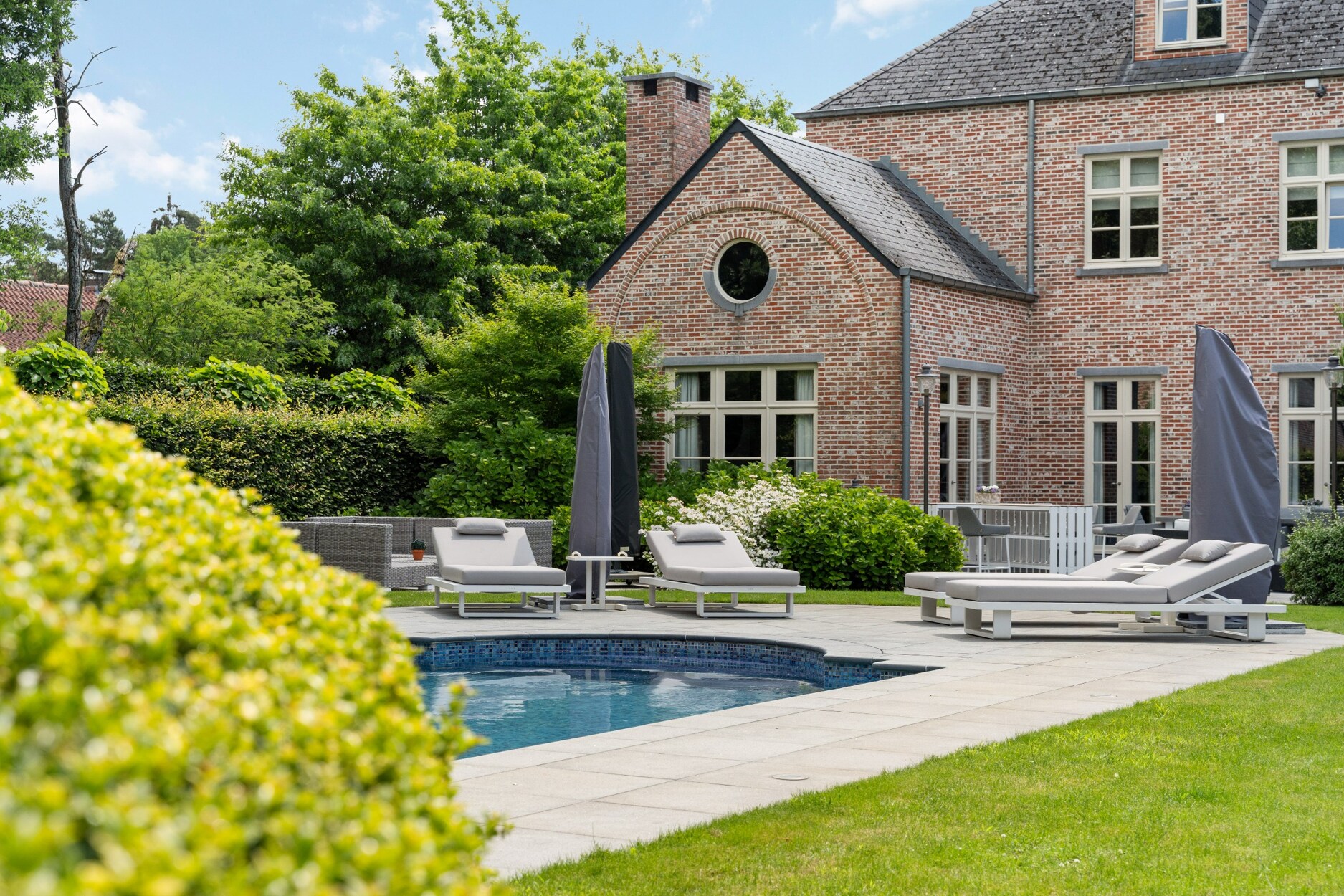 Luxueuze Manoir met zwembad op ca. 2.673 m².