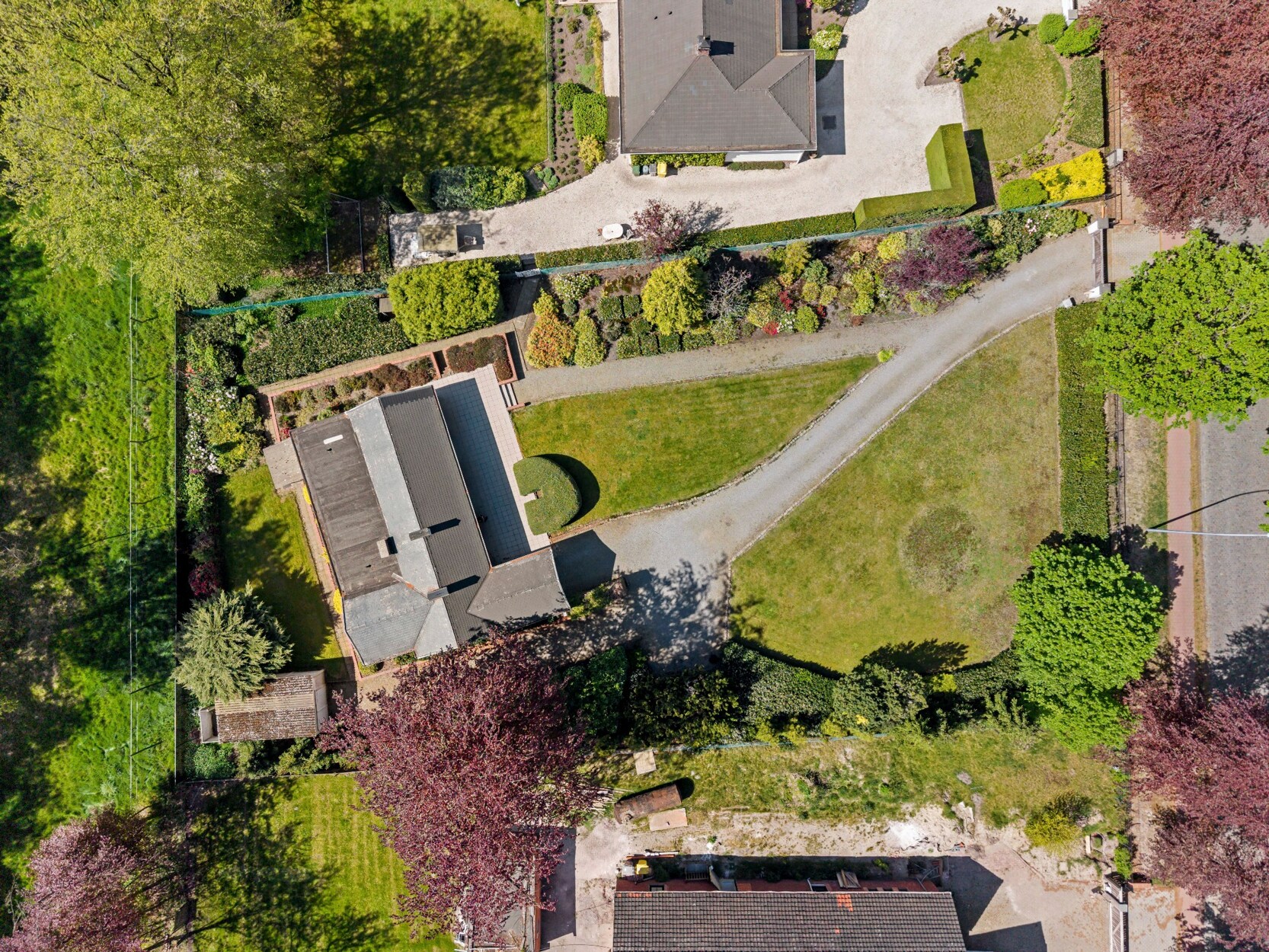 Mooi bouwperceel van 1894 m²