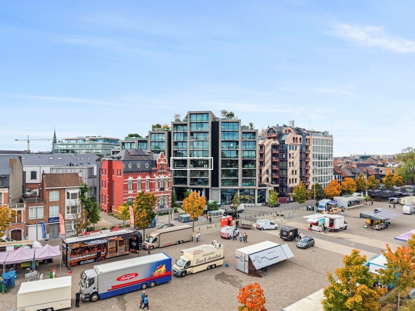Ruim en instapklaar appartement van 143m², 2 ruime terrassen en een fantastisch zicht te Hasselt.