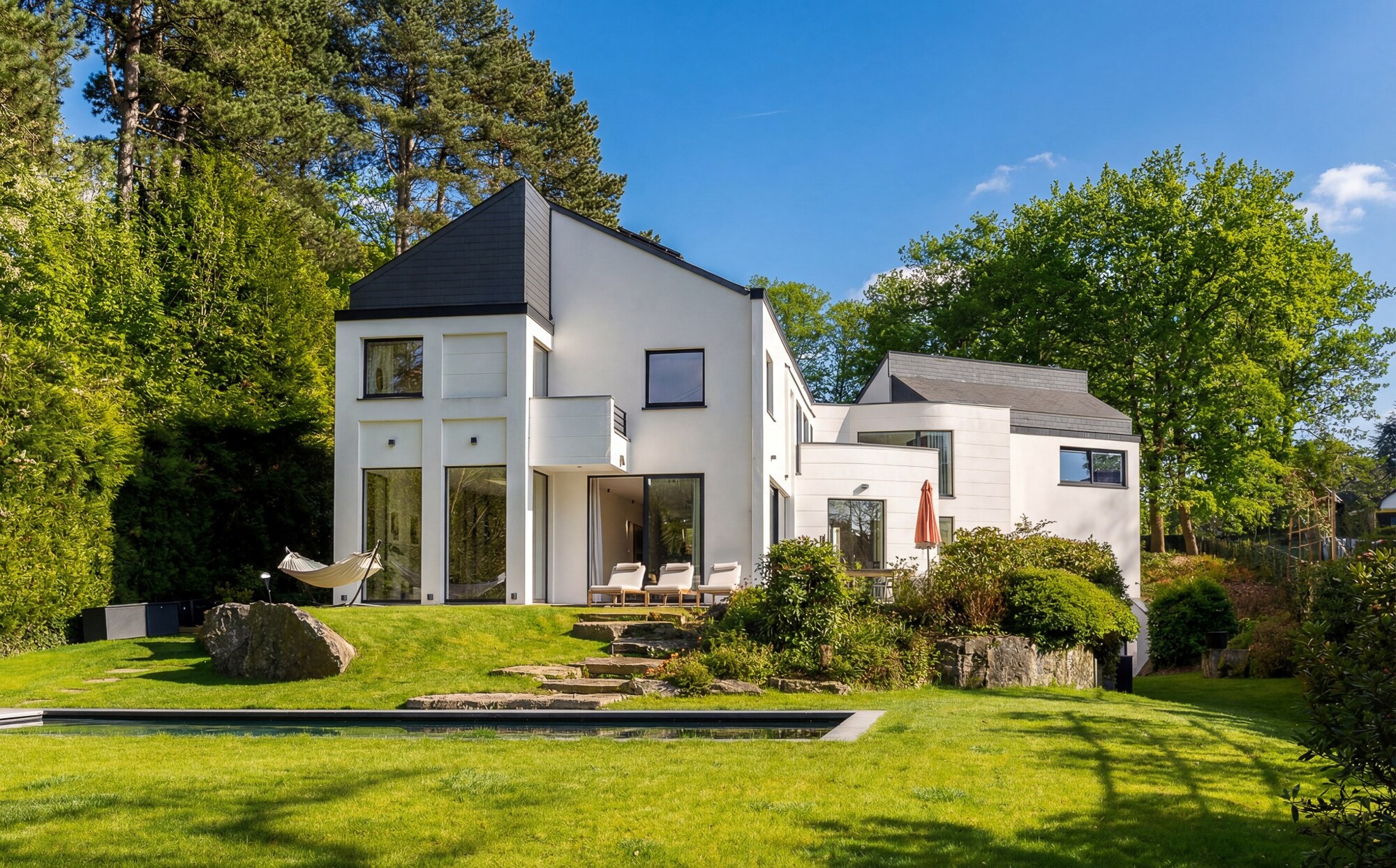 Sint-Genesius-Rode – Eigentijdse Architectenvilla met zwembad
