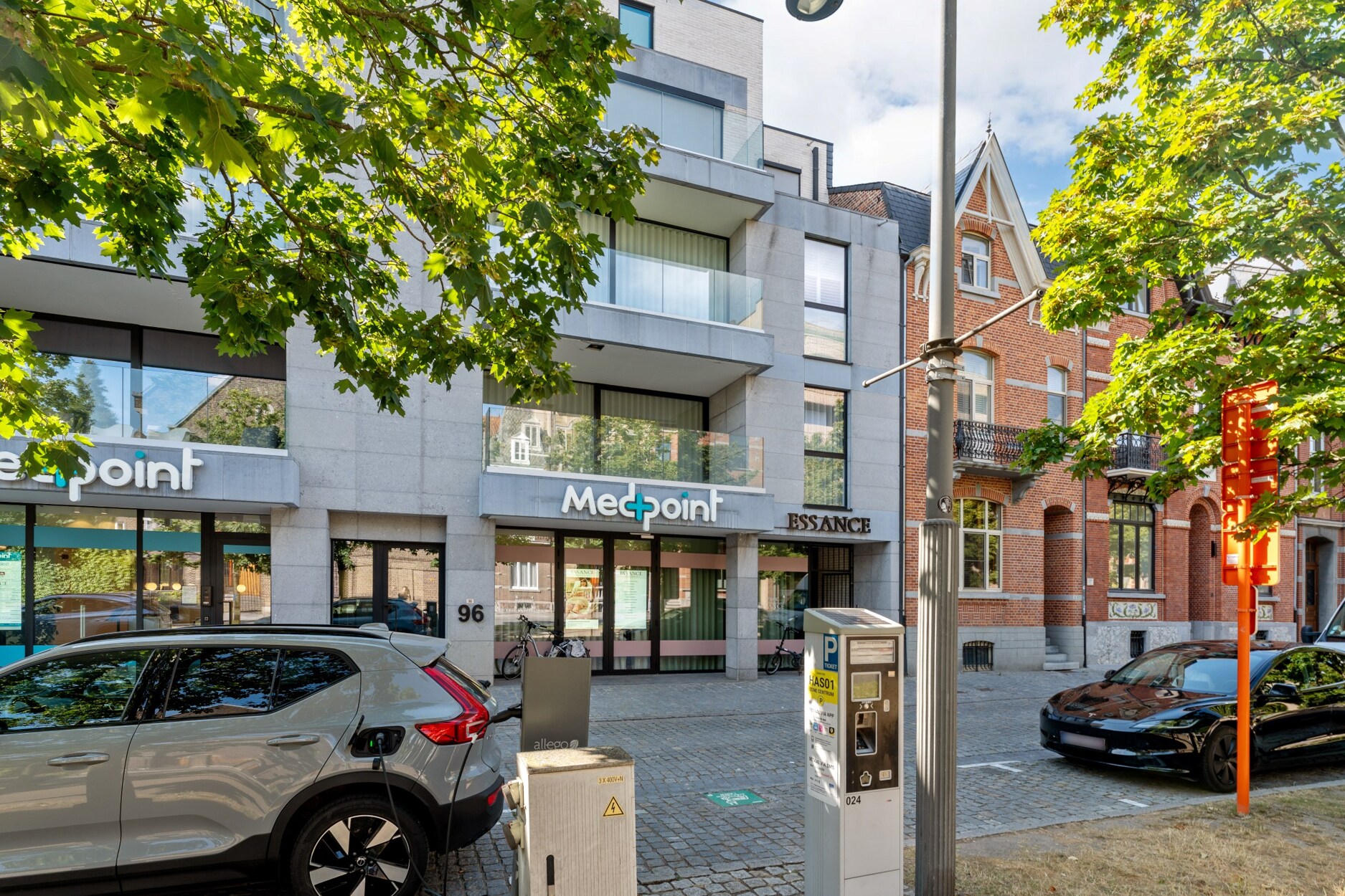 Exclusief designappartement van 222 m² met royale terrassen en high-end afwerking te Hasselt.