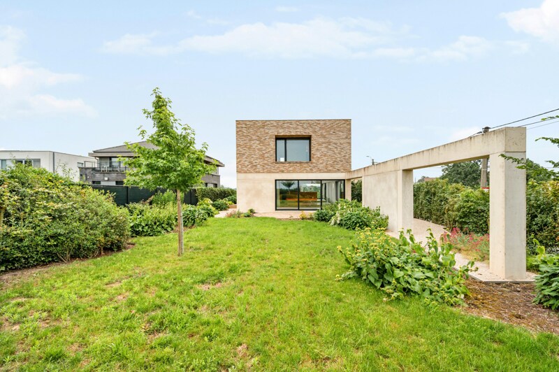 Villa te Sint-Pieters-Leeuw