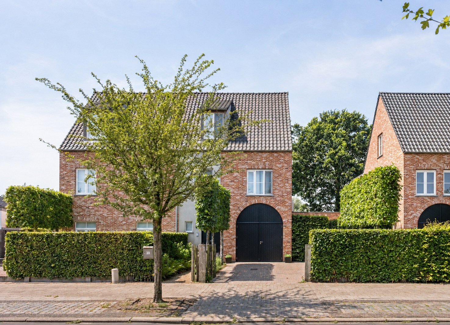 Energiezuinige (A-label) woning met open zicht achteraan te Meerle/Hoogstraten!