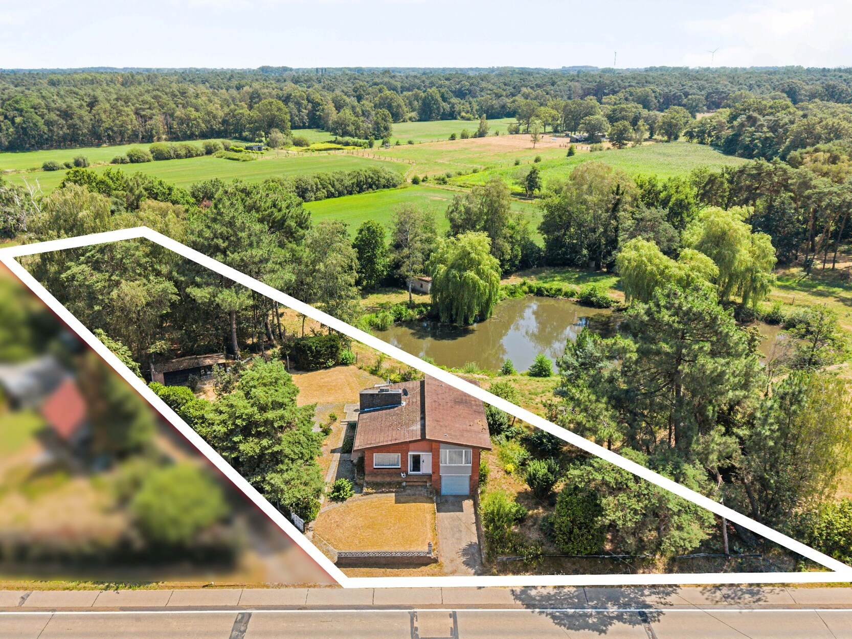 Te renoveren woning met 3slpks op een perceel van 1.828 m² te Balen