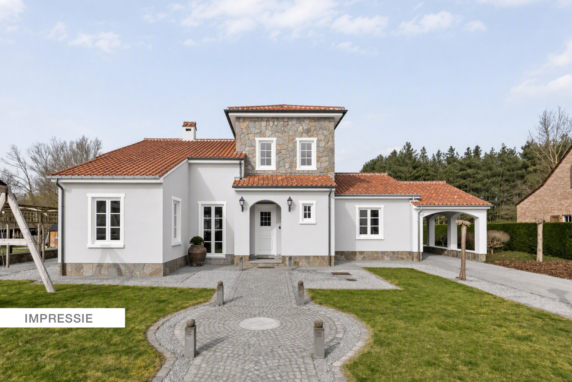 Villa met stallen op een prachtig perceel van 3.761m² – rustige en groene ligging te Scherpenheuvel-Zichem.
