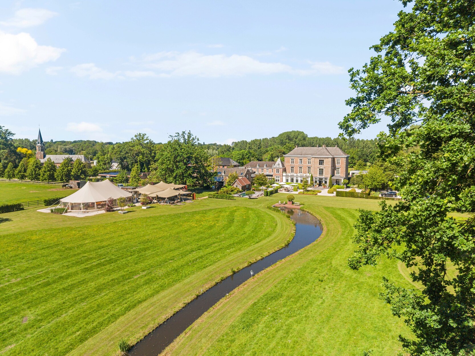 Uitzonderlijk kasteel op 5,8 hectare