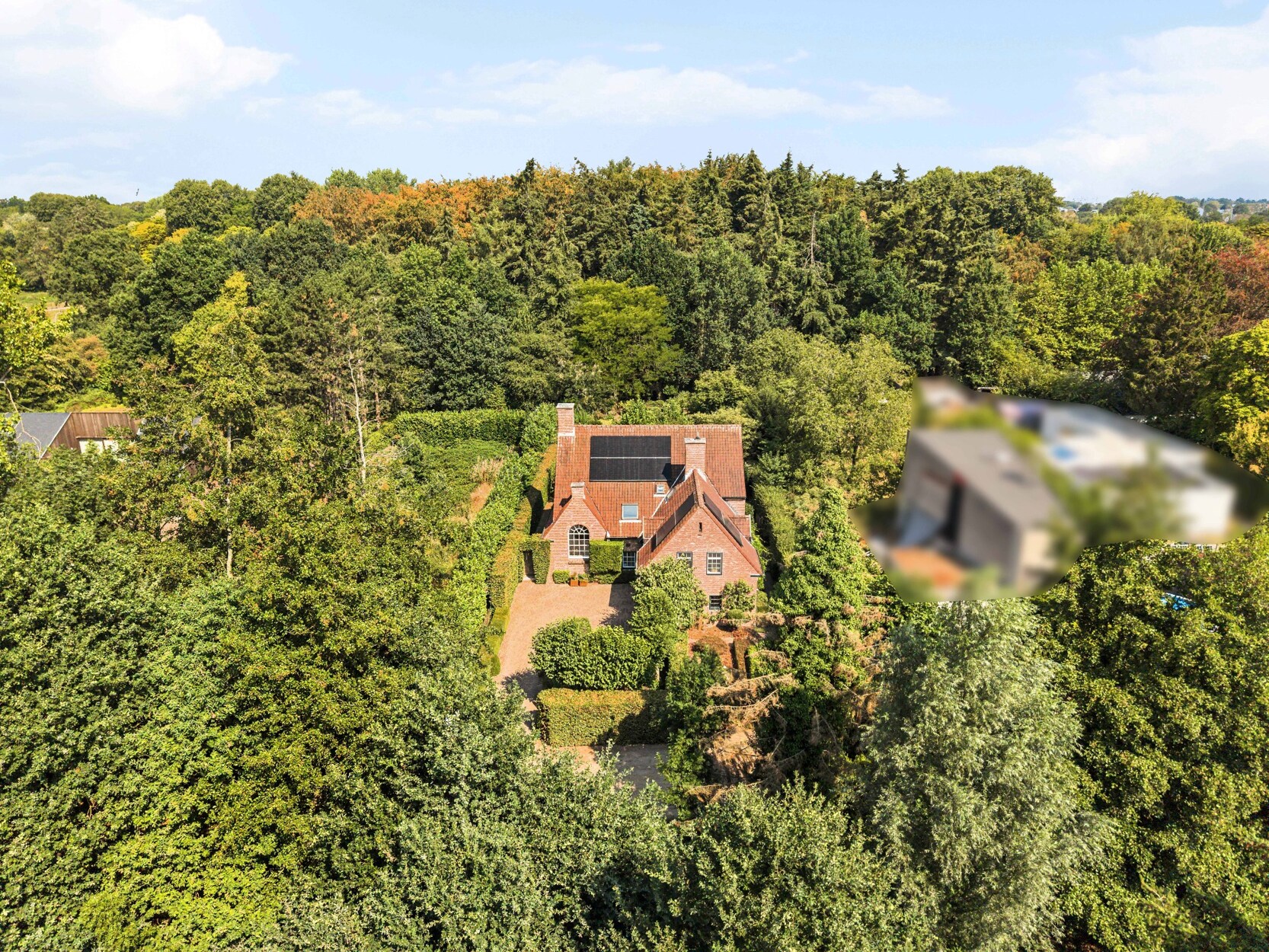 Villa met praktijkruimte op toplocatie in Turnhout
