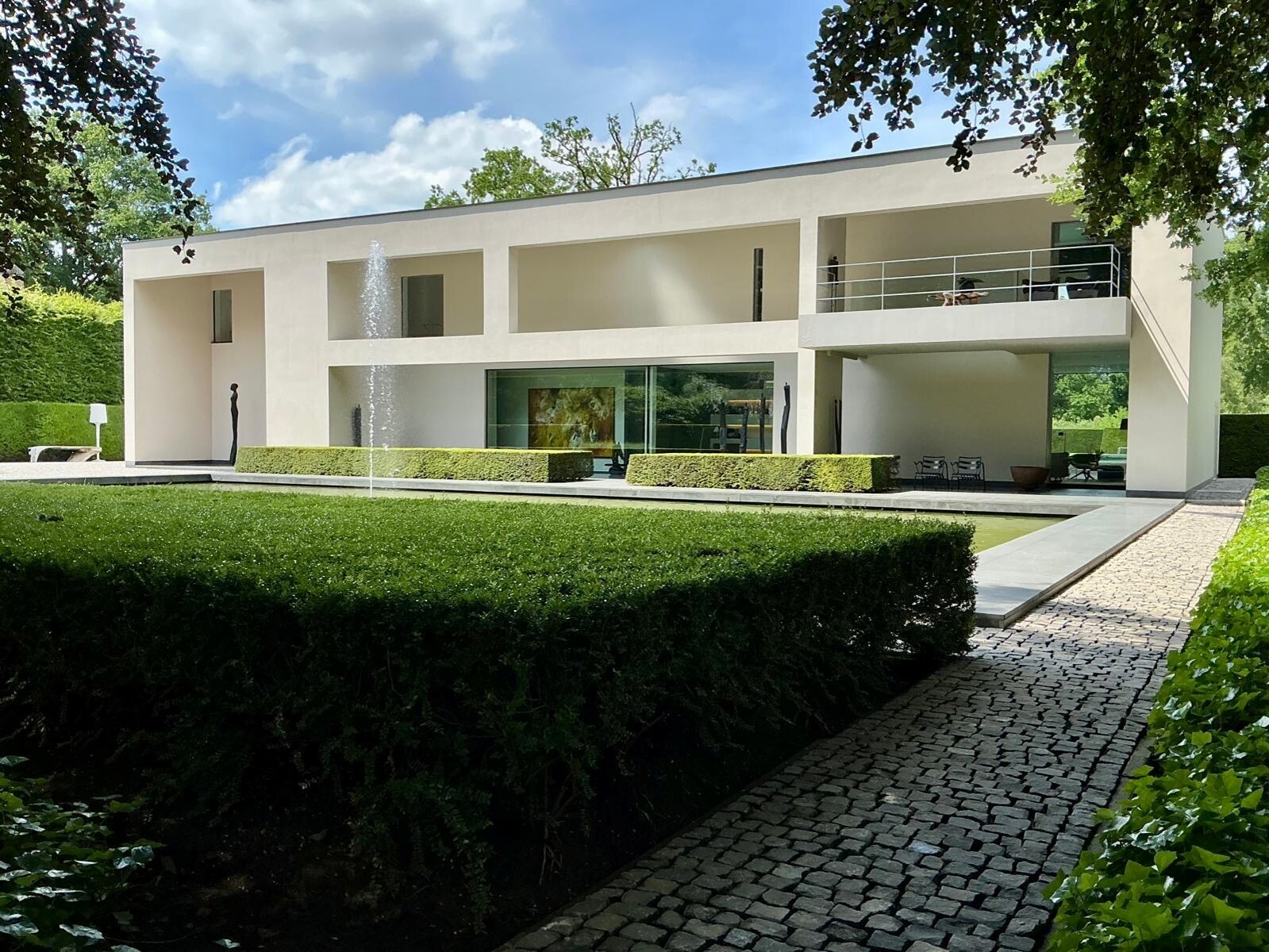Moderne Designvilla op Top-Locatie in Brasschaat!