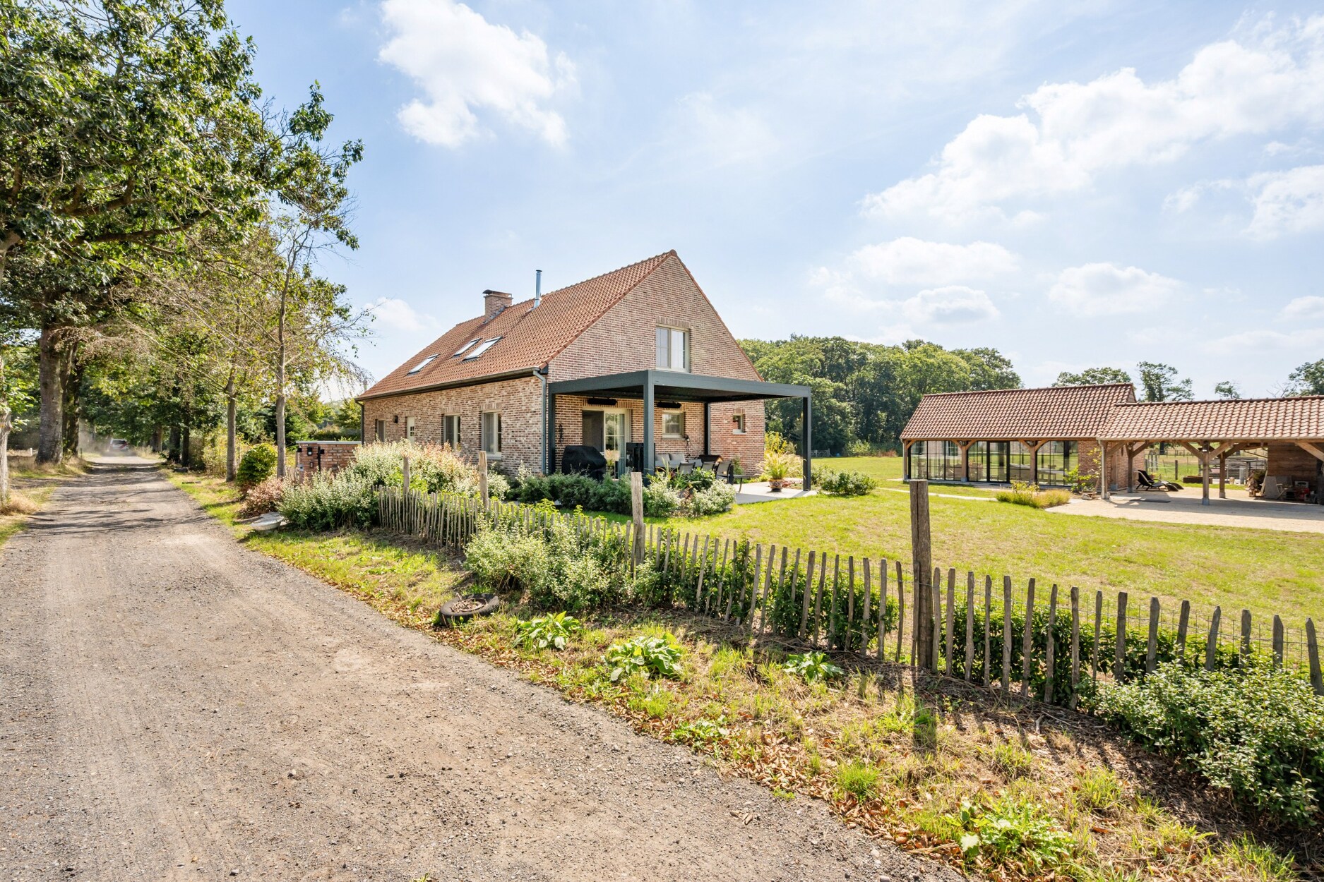 Prachtig landelijk wonen op toplocatie voor paardenliefhebbers